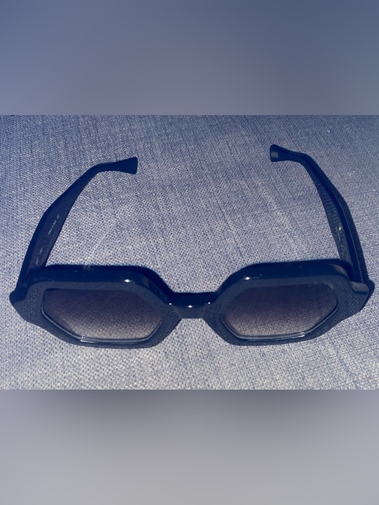 Women’s Black Octagon Frame Sunglasses main image 7